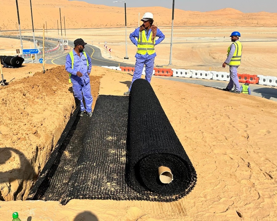 Liwa City RA11 Roundabout - Erosion Control